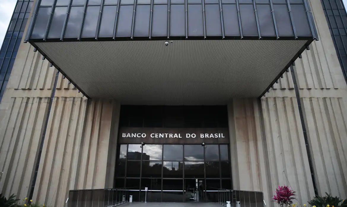 Veja como fazer a solicitação de devolução de valores esquecidos. Imagem: Agência Brasil